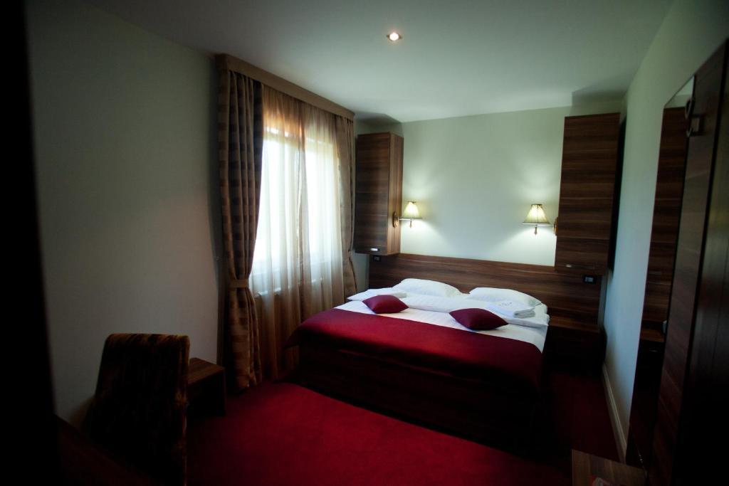 Hotel Luka'S Berane Room photo